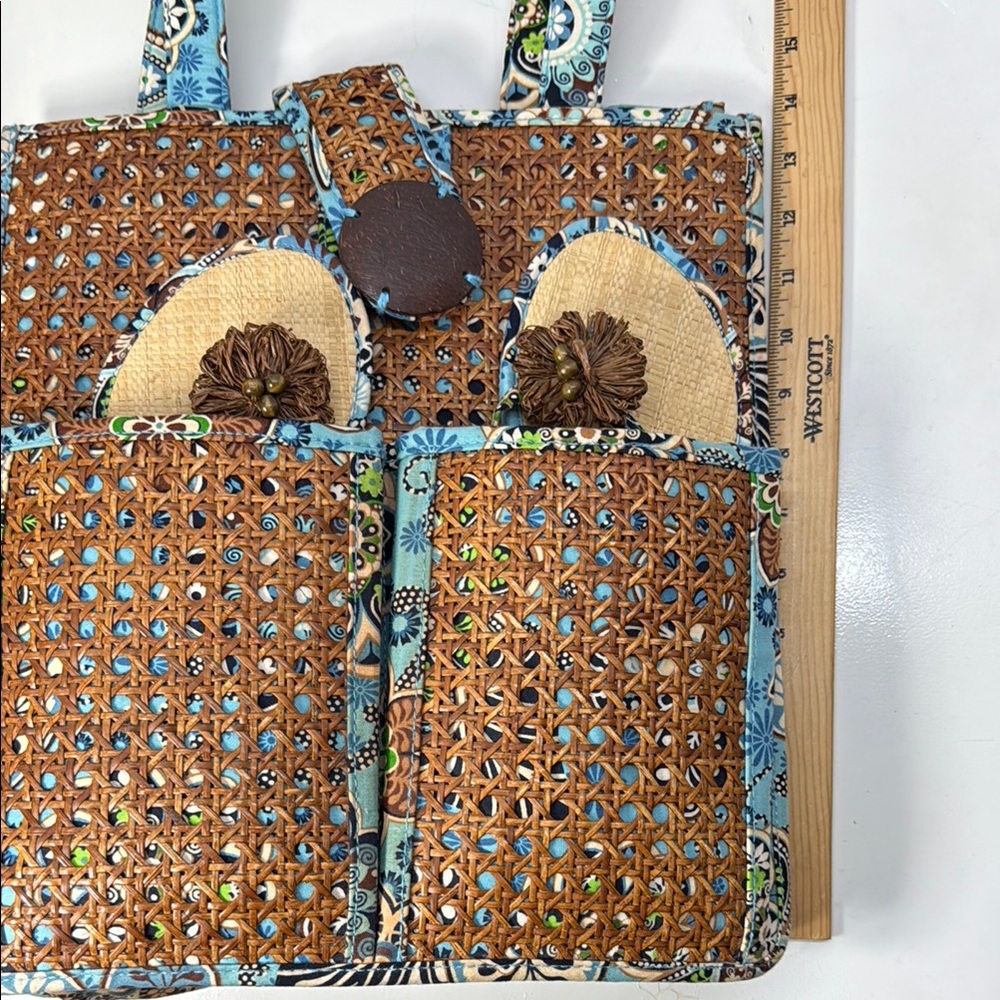 Vera Bradley Woven and Fabric Tote with Sandals - Picture 2 of 13